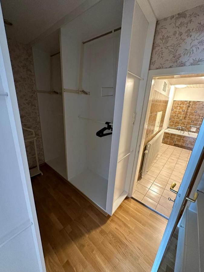 Central Plaza Great Apartment 4 Bedroom 3 Bathroom Bruckneudorf Extérieur photo